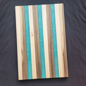 Wood and epoxy resin serving/cutting board